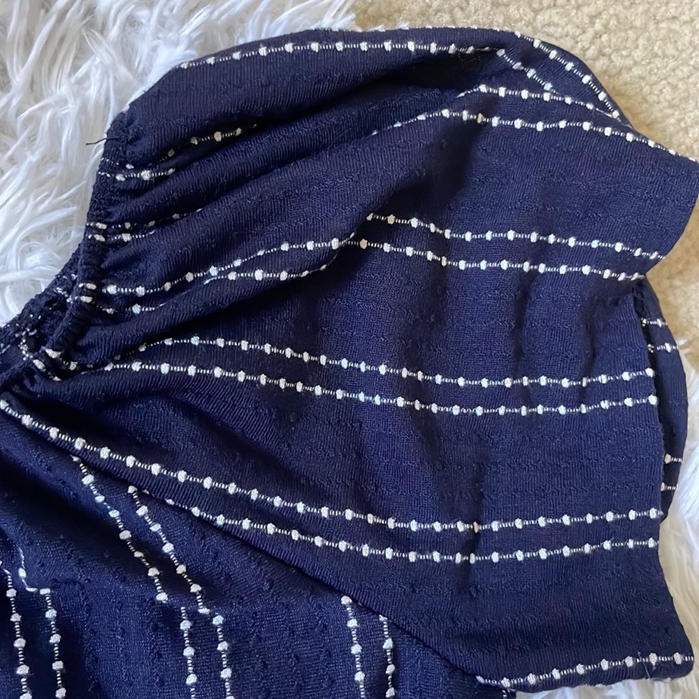 Anthropologie W5 Blue and White Flutter Sleeve Blouse - Picture 3 of 3
